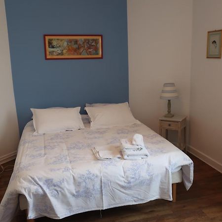 Au Jardin De L'Eventail Bed & Breakfast Le Mans Exterior foto