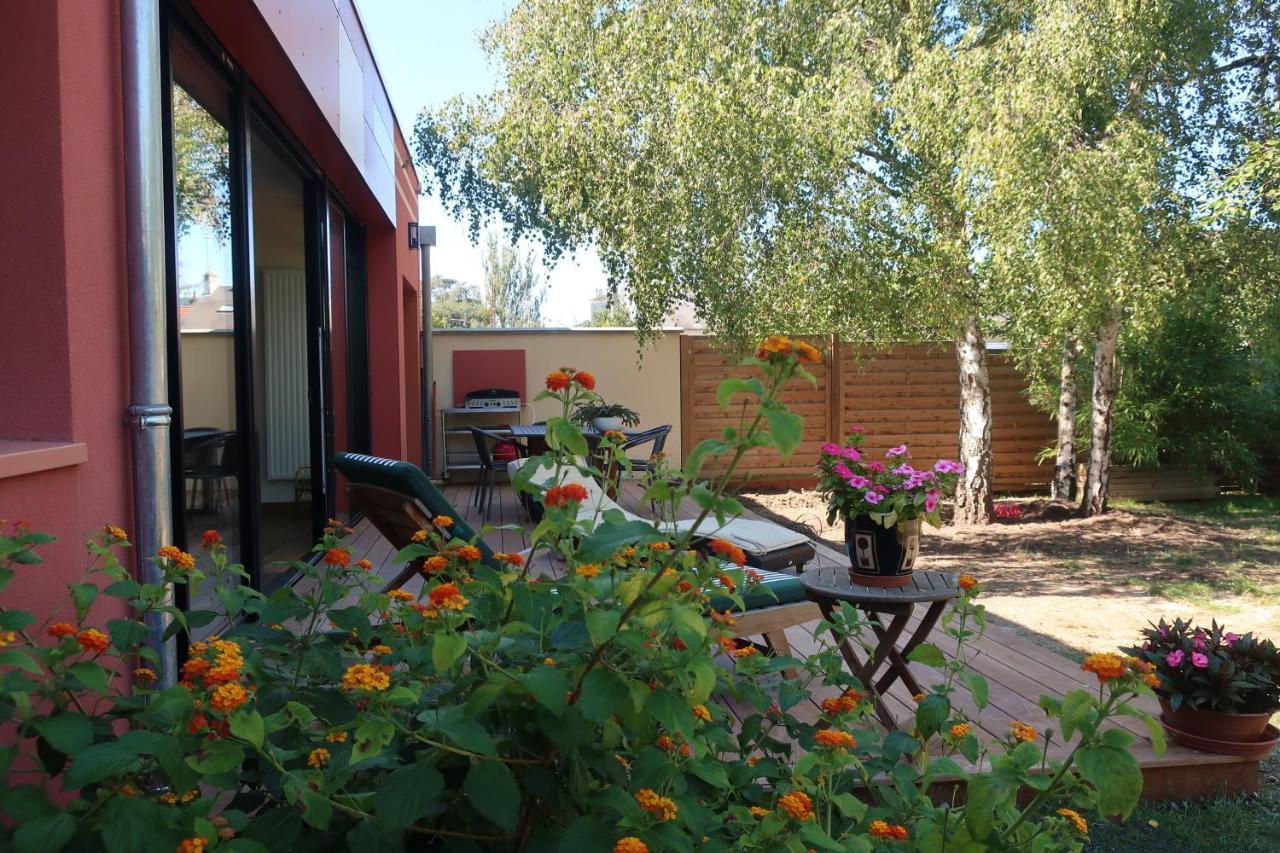 Au Jardin De L'Eventail Bed & Breakfast Le Mans Exterior foto